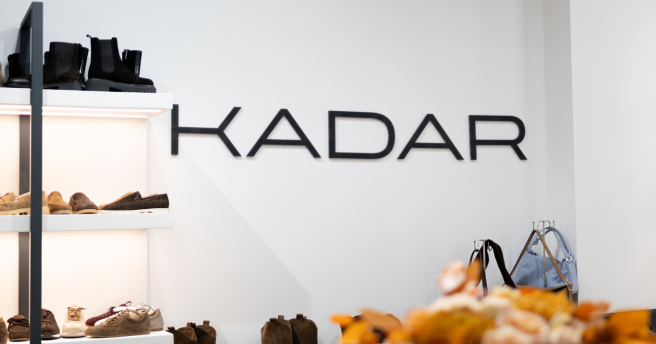 Як українська фабрика з Луцька 26 років створює взуття, яке носять у Канаді та Європі: бізнес-екскурсія на виробництво KADAR